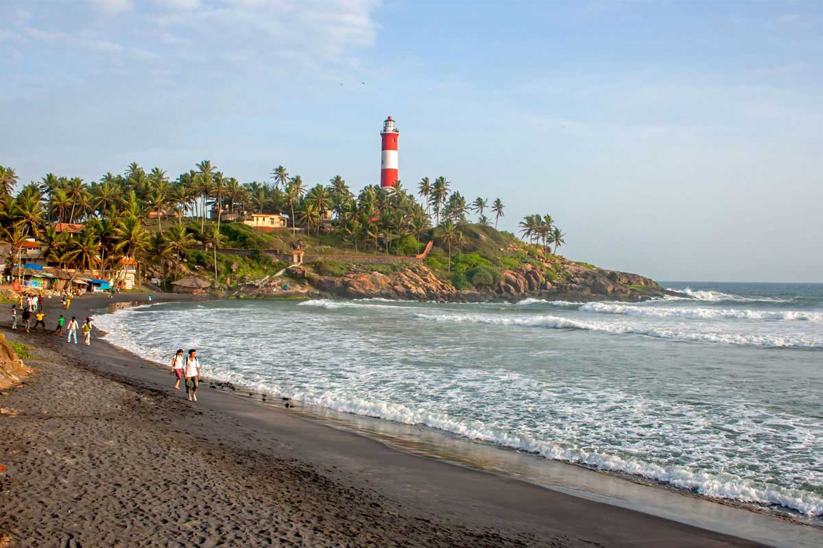 kovalam beach