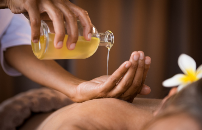 ayurvedic pizhichil treatment