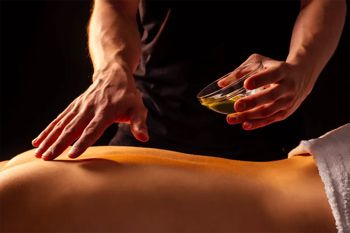 Abhyanga Massage